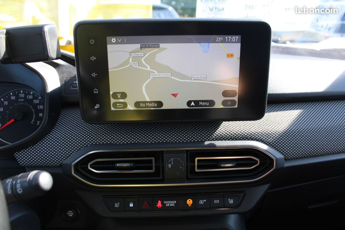 Dacia JOGGER TCE 100 CV ESS/GAZ EXTREME LIMITED EDITION CAMÉRA GRAND GPS 3D USB FULL LEDS BV6 (image 15)
