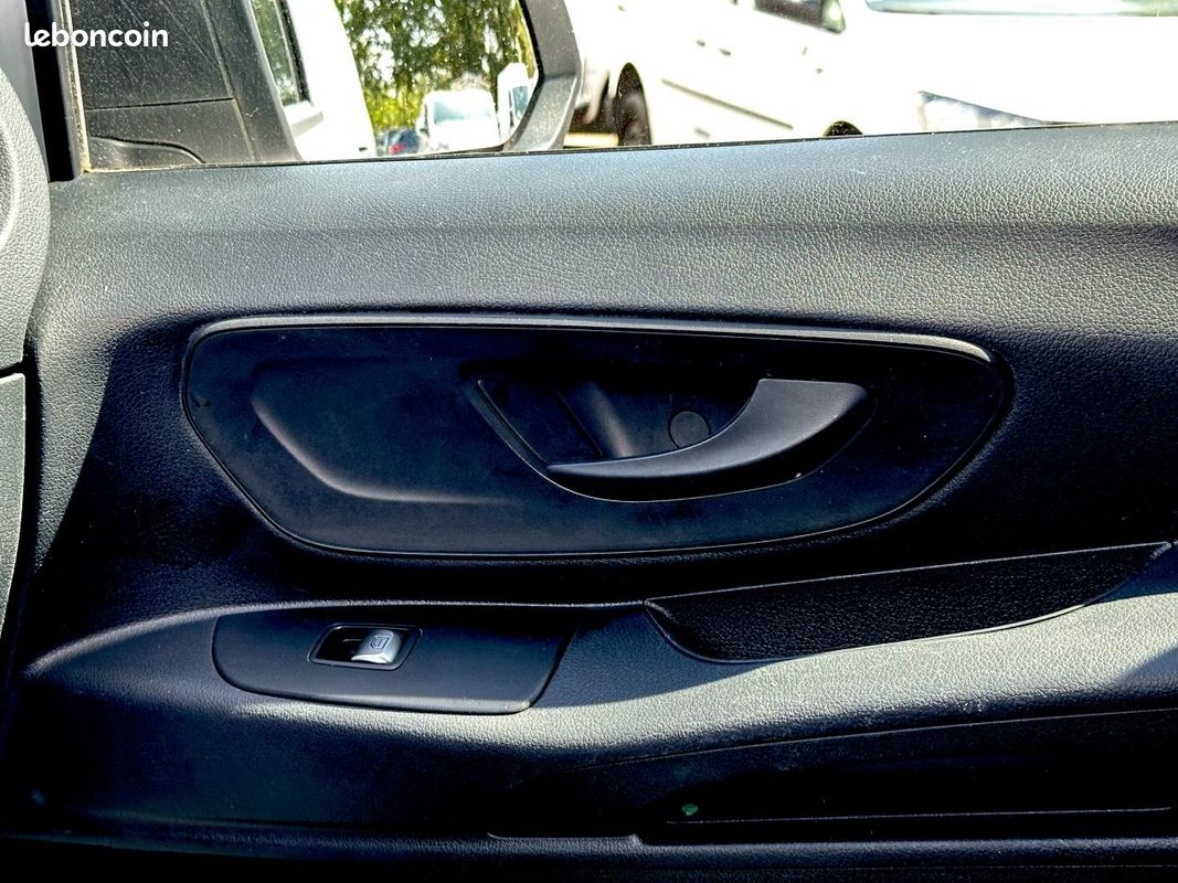 Mercedes-benz vito fourgon iii fourgon tole 116 cdi long pro prix ttc (image 19)
