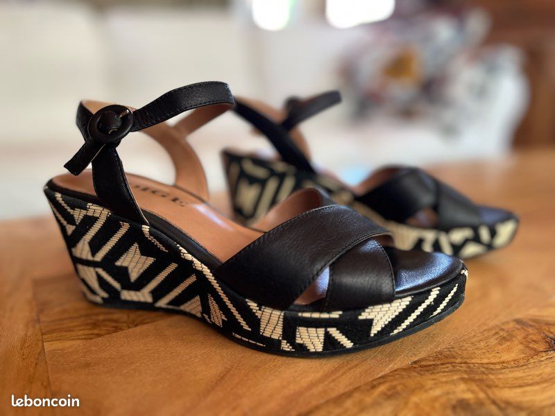 Sandales talons compensés Adige Chaussures