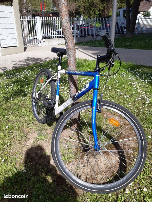 Vélo pour adolescent , mixte . Très bon état - Vélos