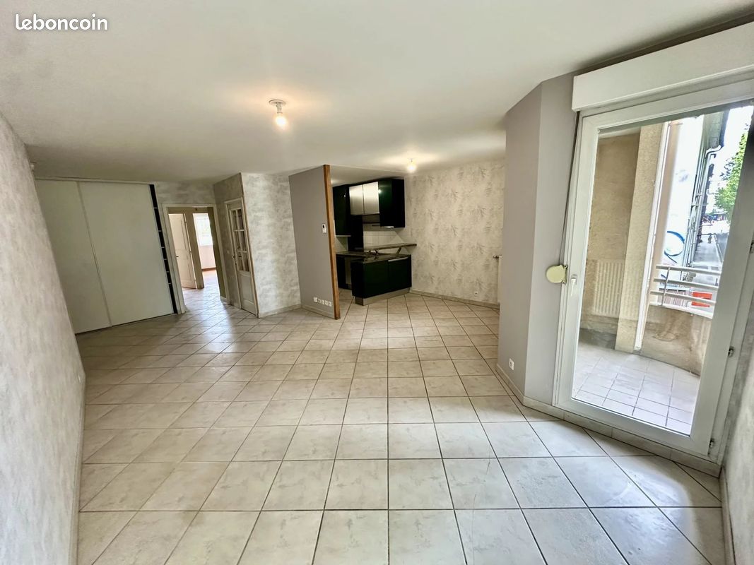 Appartement 4 pièces 88 m² · à Grenoble · 88 m² · 1 200 €/mois