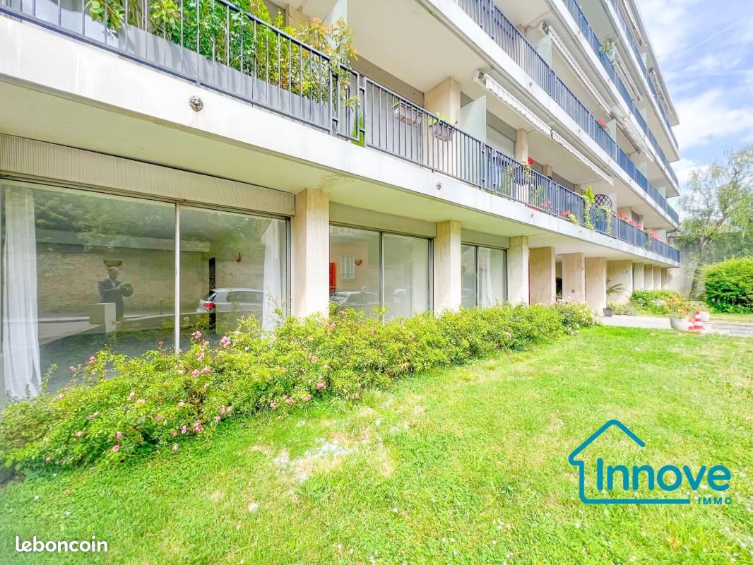 Appartement 3 pièces 65 m² · à Versailles · 65 m² · 299 000 €