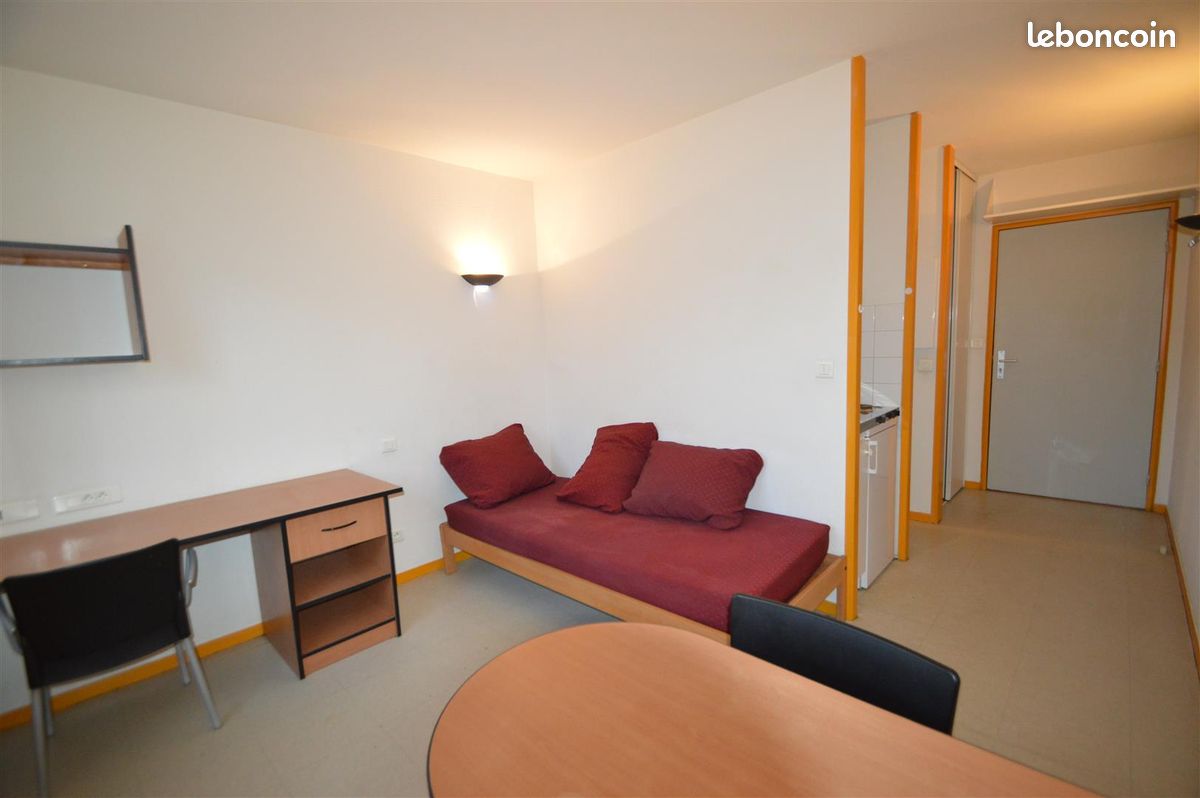 Appartement 1 pièce 20 m² · à Bron · 20 m² · 570 €/mois