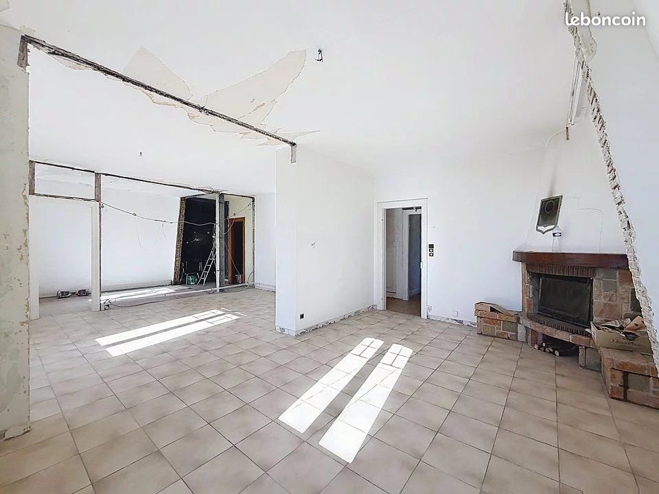 Appartement 5 pièces 160 m² · à Mulhouse · 160 m² · 218 000 €