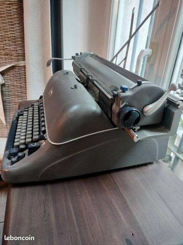 Machine à écrire Japy (image 2)