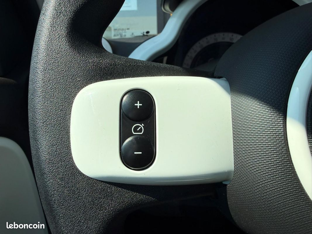 RENAULT TWINGO E-Tech Electrique Achat intégral III BERLINE Zen PHASE 2 (image 12)