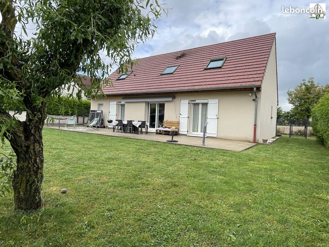 Maison 5 pièces 147 m² · à Nuits-Saint-Georges · 147 m² · 349 900 €