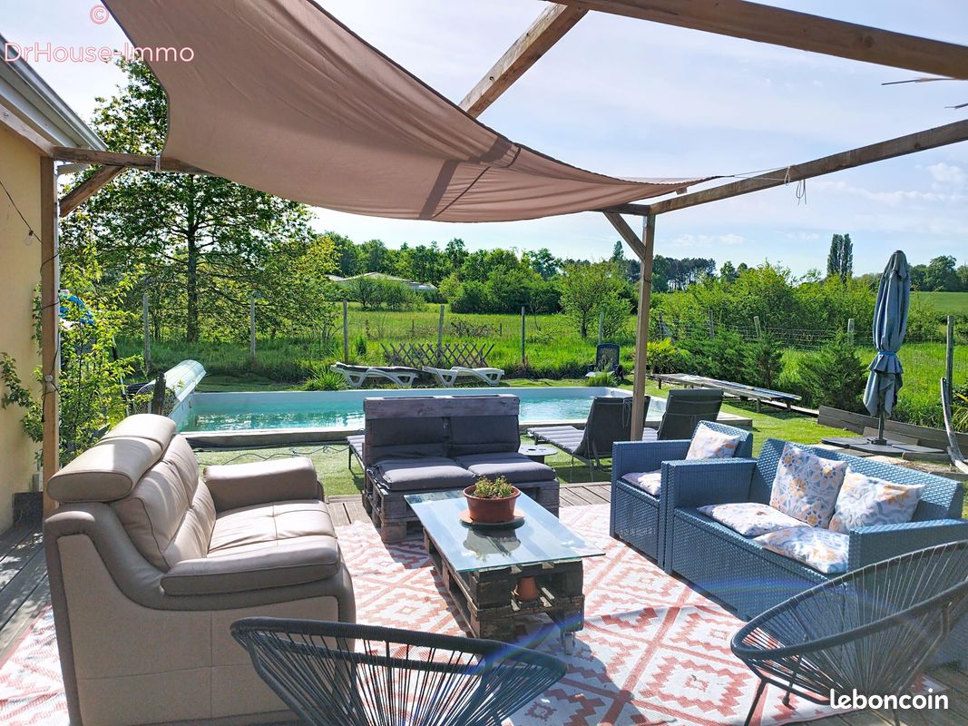 Maison 4 pièces 105 m² · à Laruscade · 105 m² · 239 600 €
