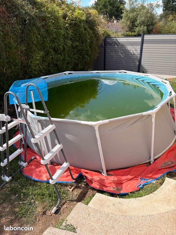 Piscine (image 1)