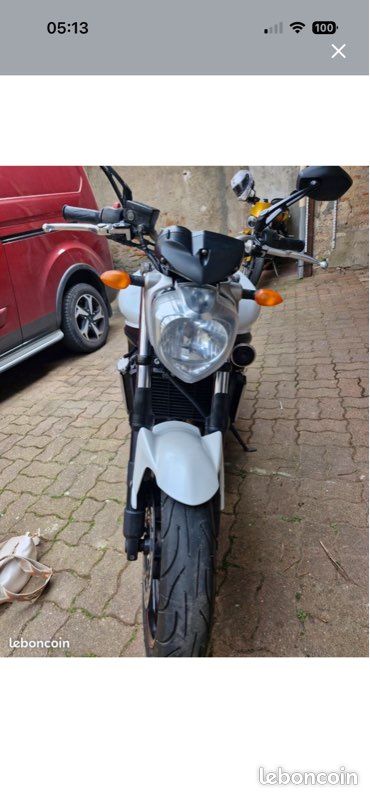 Yamaha FZ6 S2 année 2007 (image 2)
