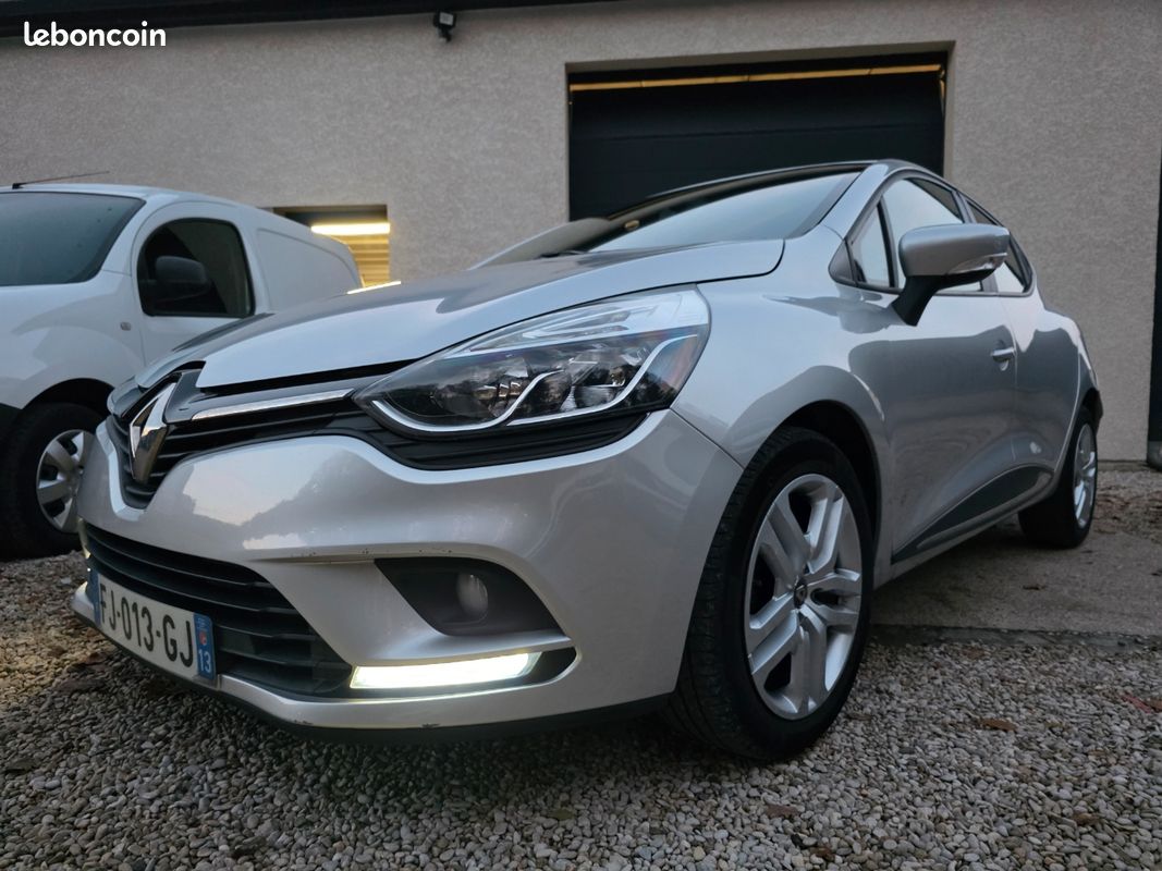 ✅renault clio iv 1.5 dci 90 ch media nav business ➡️5 places ⏩️ SANS AD BLUE (image 1)