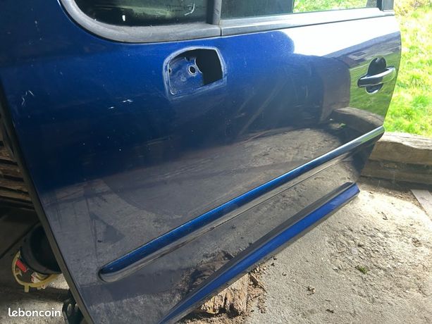 Cadre De Portière Avant Gauche Pour Peugeot 207 1.4 HDI (2006-2014) - Pièce D'occasion - Référence 102182