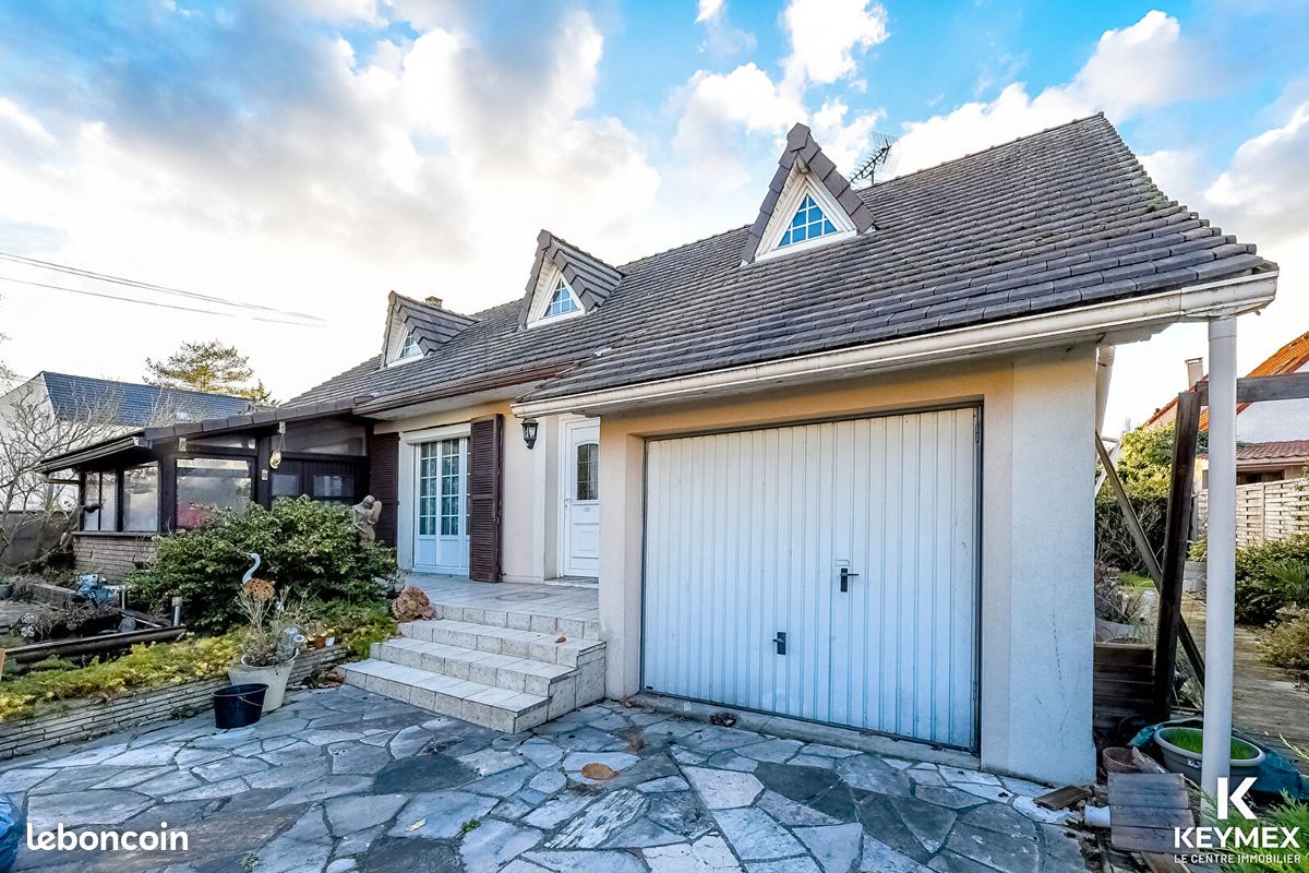 Maison 7 pièces 108 m² · à Le Thillay · 108 m² · 319 900 €