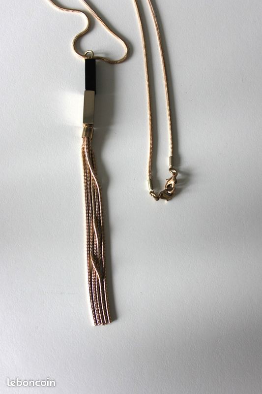Long collier avec pendentif (bijoux fantaisie) (image 3)