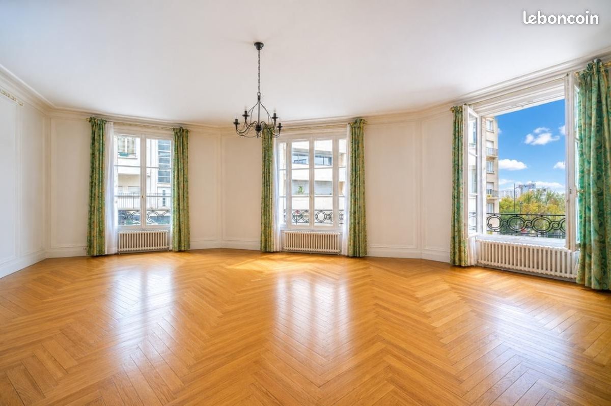 Appartement 6 pièces 183 m² · à Paris · 183 m² · 1 440 000 €