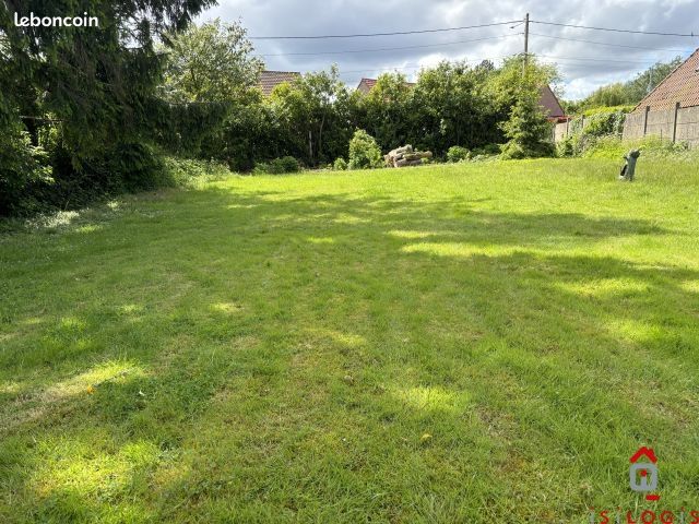 Terrain La Neuville · 138 000 €