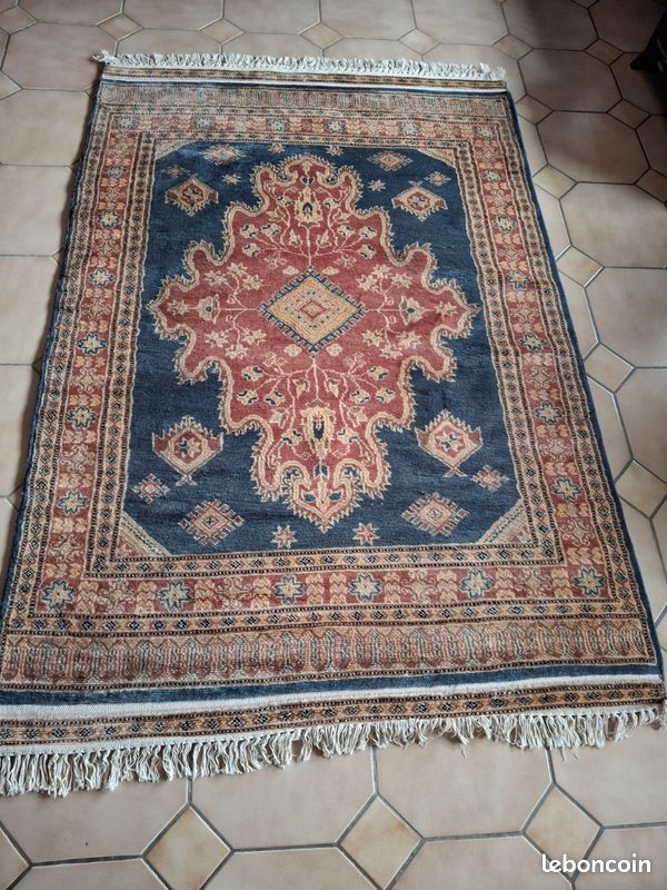 Tapis d'Orient noué main 180 x 126 cm en très bon état (image 1)