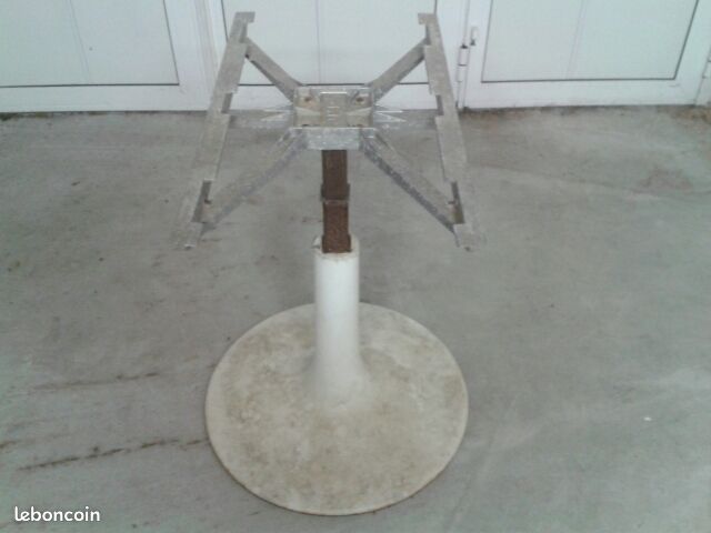 Rare pied de table tulipe design 70's original (image 3)