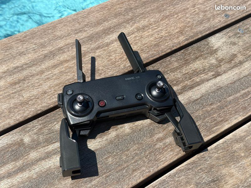 Radiocommande DJI Mavic Air 1 (Modèle C2 / S01A) + Câbles et Accessoires (image 2)