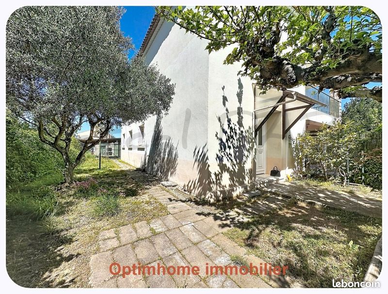 Maison 10 pièces 200 m² · à Sauvian · 200 m² · 438 000 €