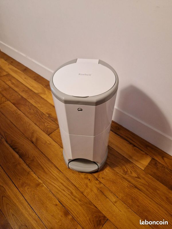 Poubelle à pédale anti ordeurs pour couches bébé KORBELL - Très bon état (image 1)