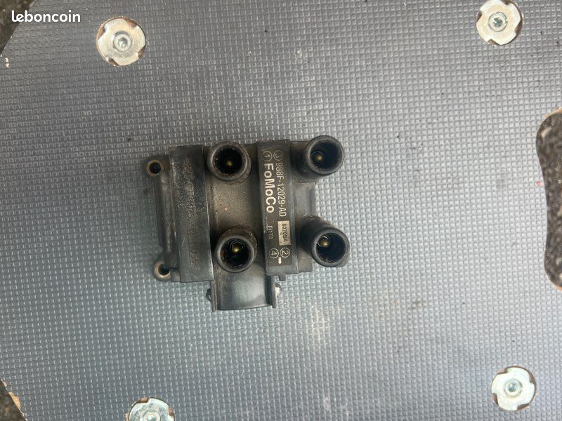 Bobine d'allumage essence Ford Fiesta Focus C-Max (image 1)