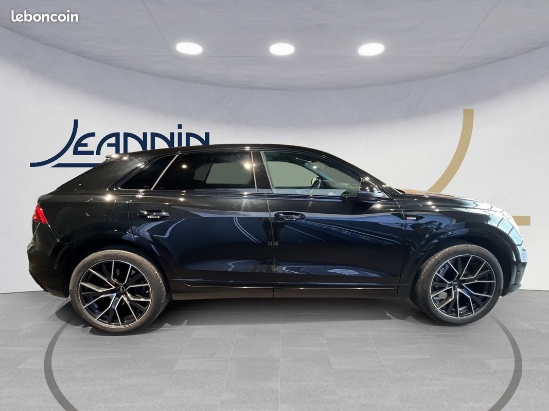 AUDI Q8 55 TFSI e 381 Tiptronic 8 Quattro S line (image 6)
