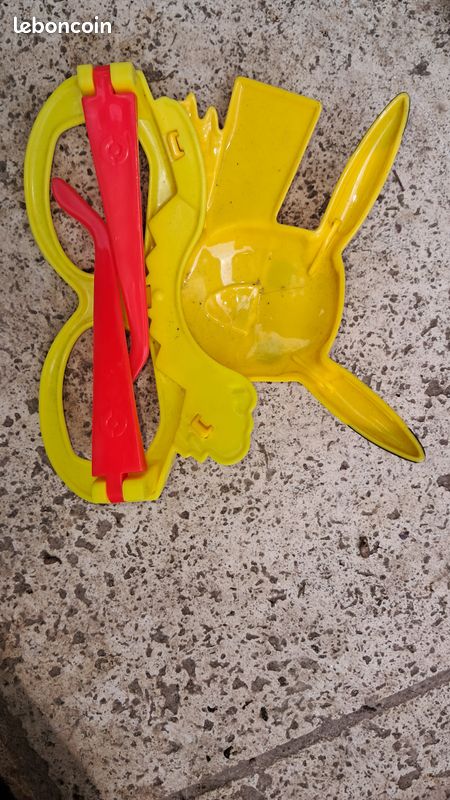 Lunette pikachu (hj) (image 2)
