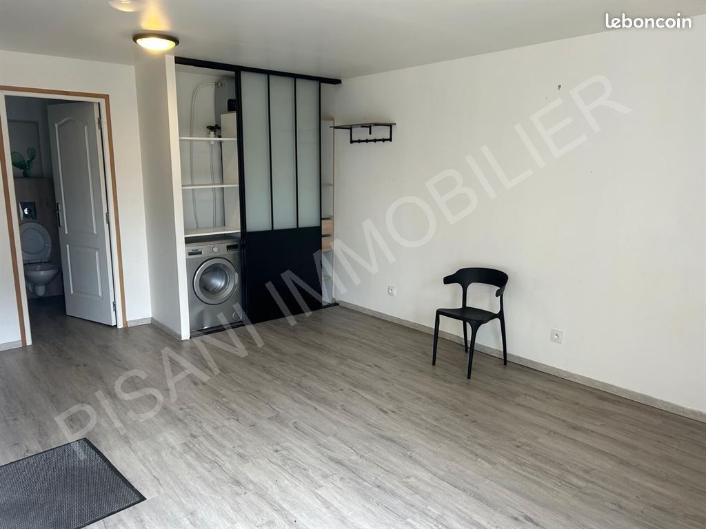 Appartement 1 pièce 25 m² · à Criquetot-l'Esneval · 25 m² · 400 €