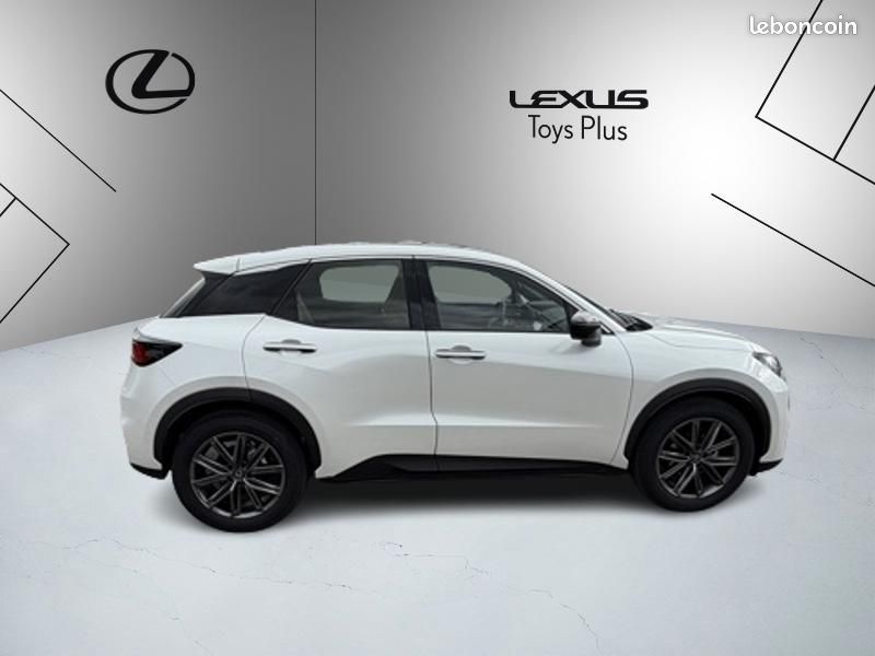Lexus LBX 1.5 136H 2WD Relax Pack Advanced HYBRIDE (image 6)
