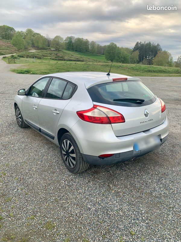 Renault Mégane 3 1.5 dCi 110 eco2 expression – 2012 (image 4)