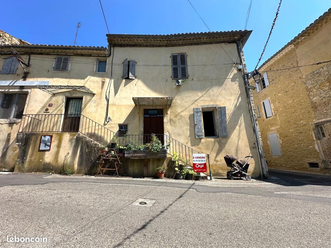 Maison 5 pièces 130 m² · à Saint-Montan · 130 m² · 199 000 €