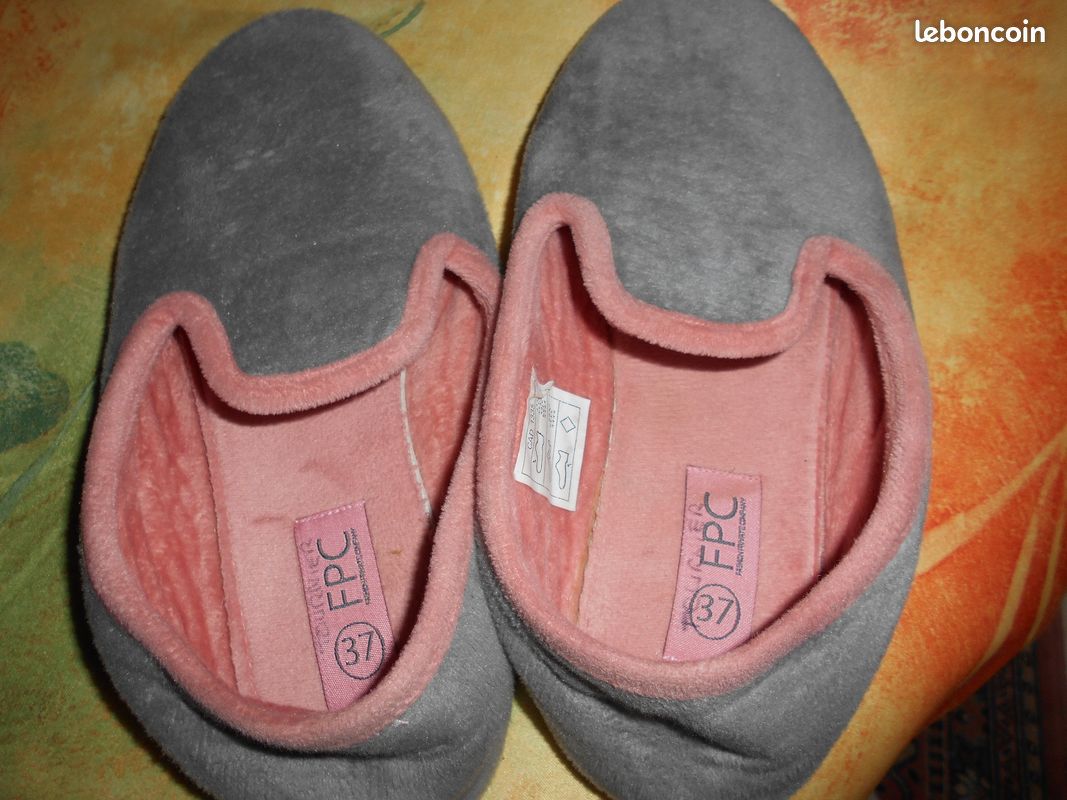 Pantoufles fillette taille 37 (image 1)