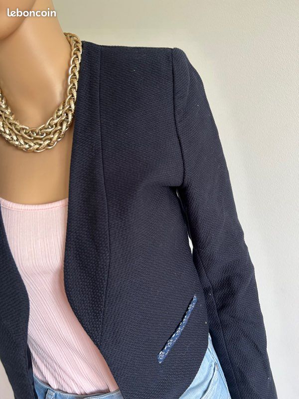 Blazer court bleu marine Naf Naf taille 40 jamais porté (image 4)