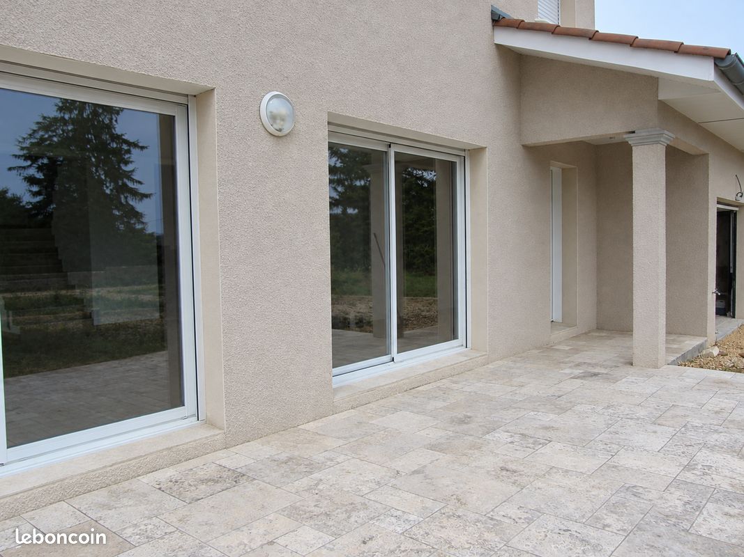 Maison 5 pièces 124 m² · à Maubec · 124 m² · 1 450 €/mois