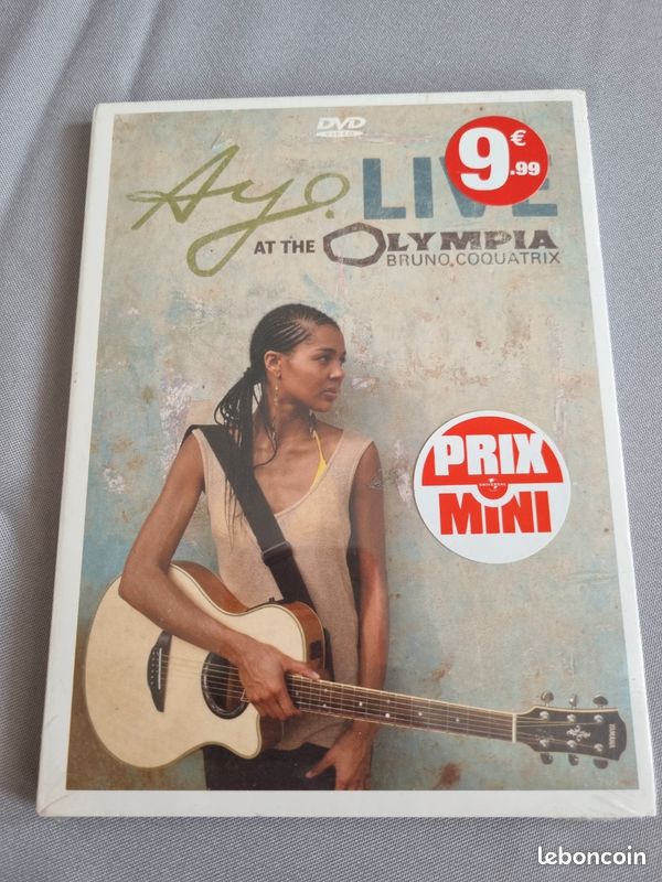 Ayons live at the olympia (image 1)
