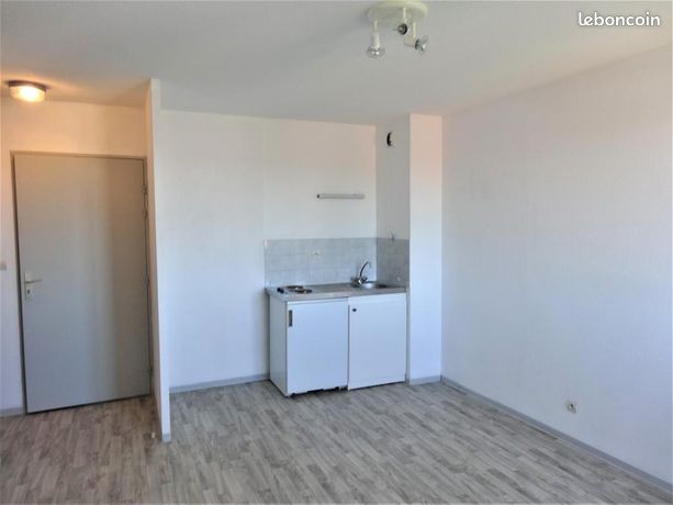Studio 1 pièce 21 m²