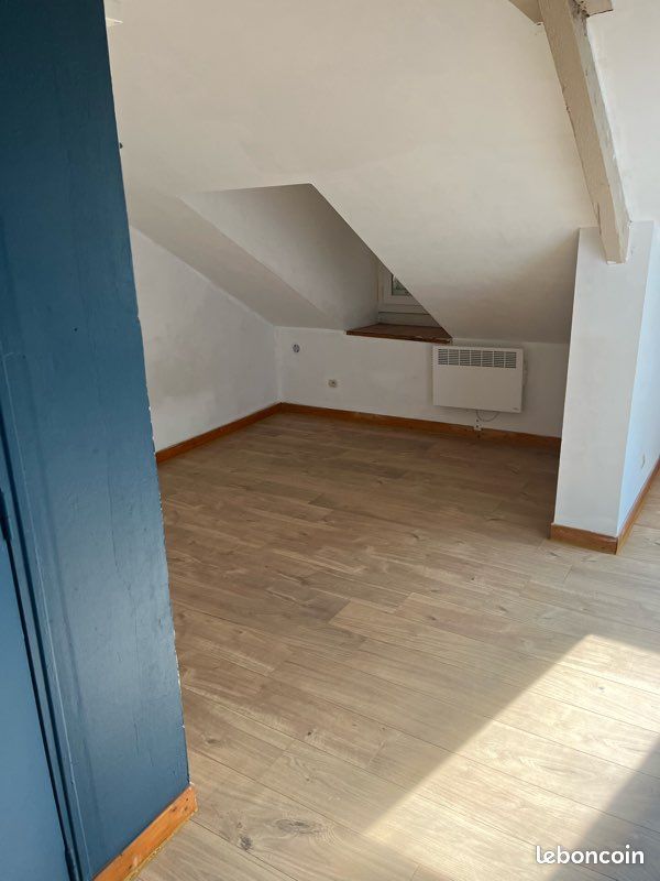 Loue appartement T1bis mansardé
