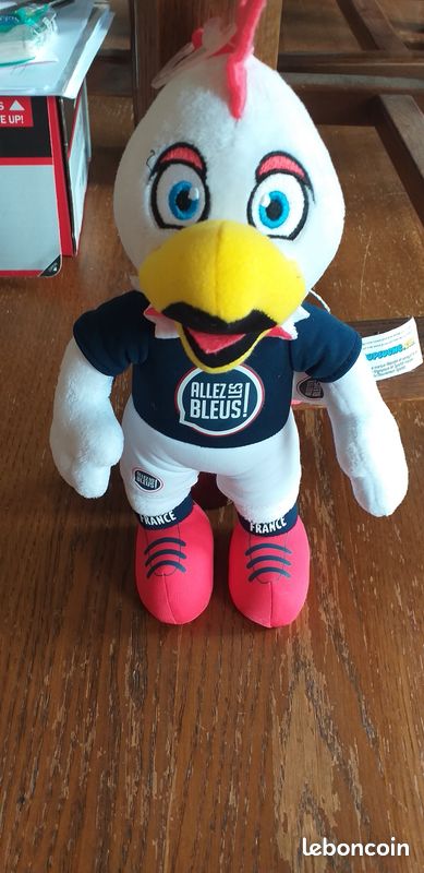 Lot 3 peluches joueurs de football (image 1)