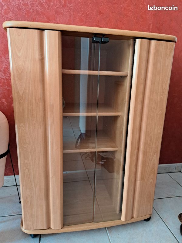 Meuble bas de rangement (image 1)