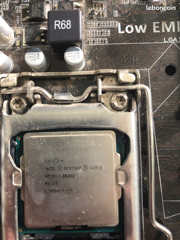 ASUS P8H77-M LE carte mère+ Core i3 - 3,2 Ghz + 4 Go + Ventirad +IO
