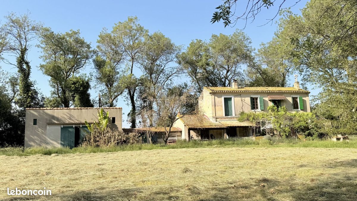Maison 5 pièces 117 m² · à Fontvieille · 117 m² · 627 000 €