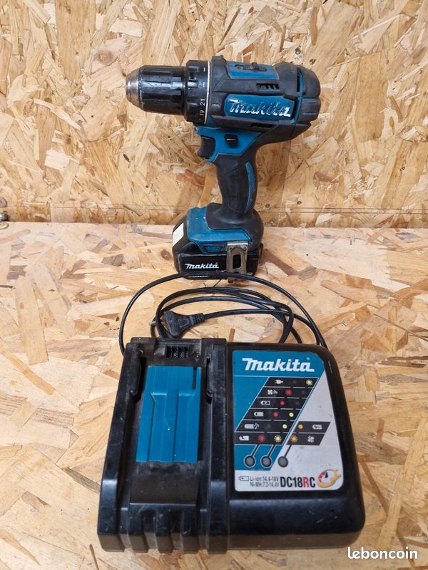 MAKITA HP457DWE Perceuse Visseuse à Percussion 18V 2x1,5Ah Li-Ion