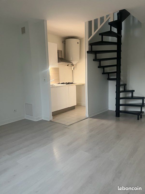 Appartement 3 pièces 47 m² · à Élancourt · 47 m² · 890 €/mois