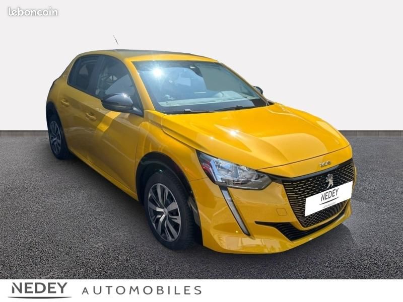 Peugeot 208 e-208 136ch Like (image 3)