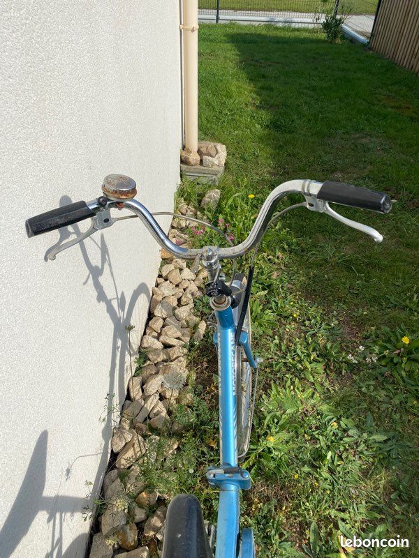 Ancien vélo Motobecane vintage pour hipster ou nostalgique … sur Gens