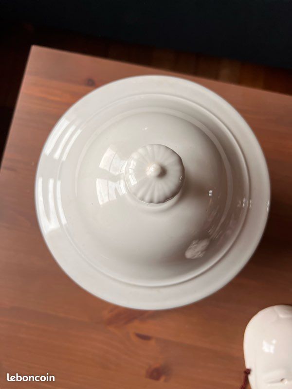 Soupière blanche en porcelaine (image 3)
