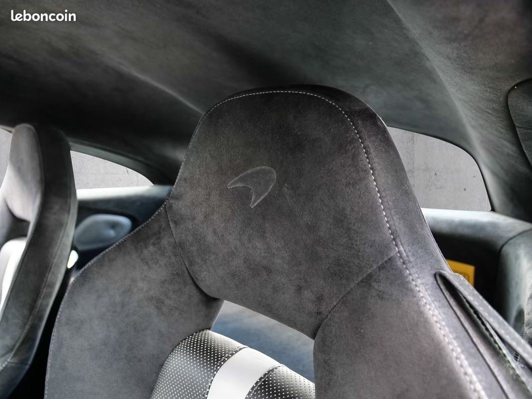 MCLAREN 570S 3.8 V8 biturbo 570ch Carbone + Bowers & Wilkins (image 25)