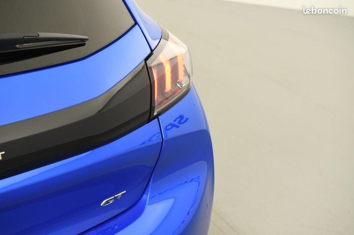 PEUGEOT 208 BlueHDi 100 S&S BVM6 GT (image 32)