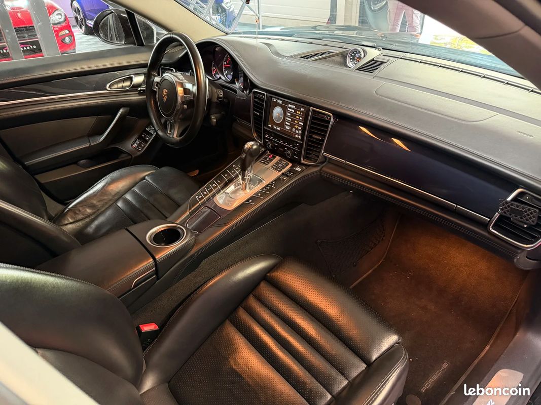 Porsche PANAMERA Diesel V6 - Caméra de recul / Sièges chauffants (image 22)